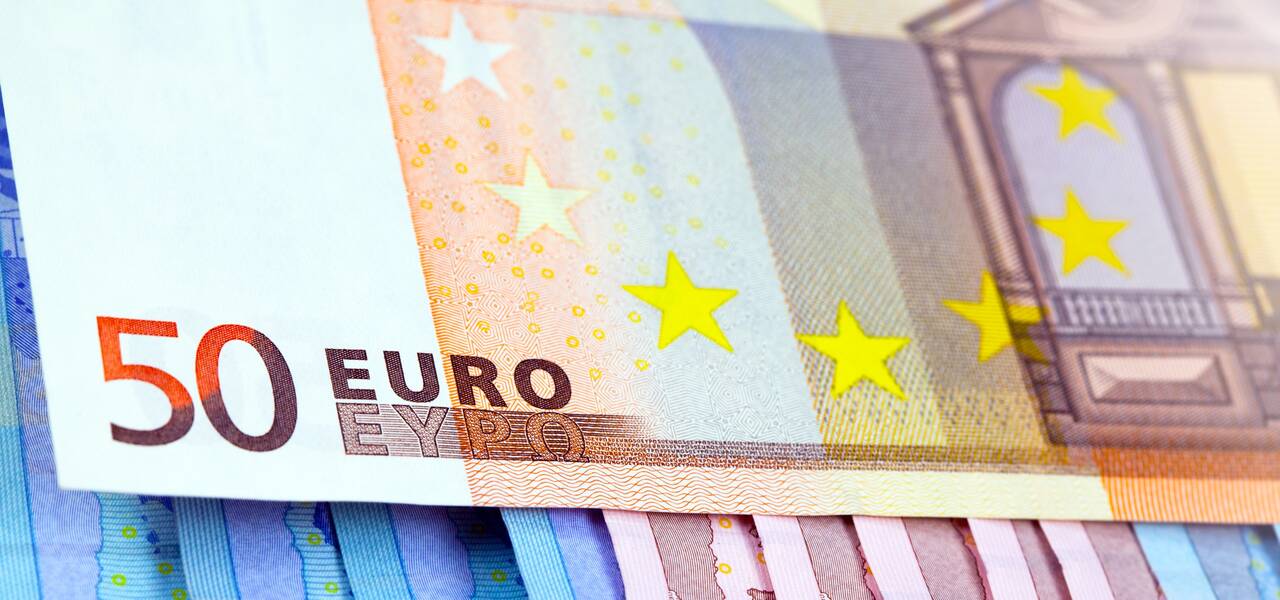 EUR/USD: dua pola 